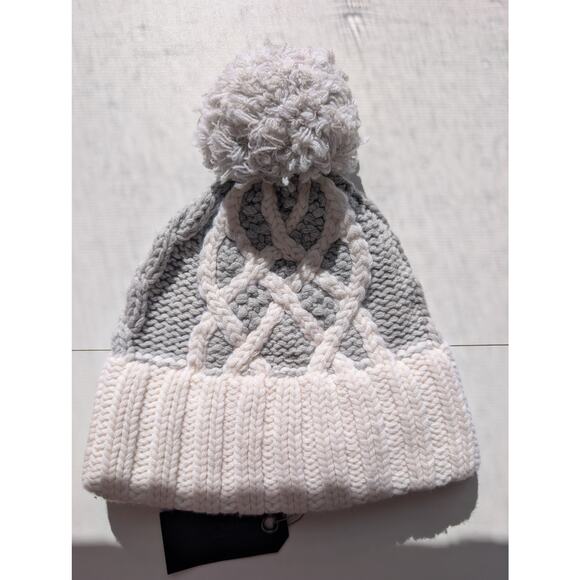 NWT Rag & Bone $150 100% Wool Cable Knit Pom Hat Beanie Ivory Light Grey - Picture 4 of 10